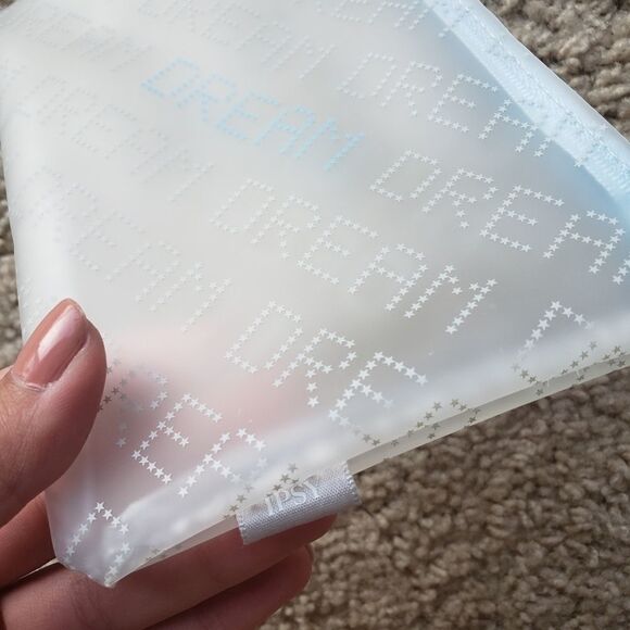 IPSY Dream Baby Blue Clear Glam Cosmetics Bag NWOT - Picture 4 of 5